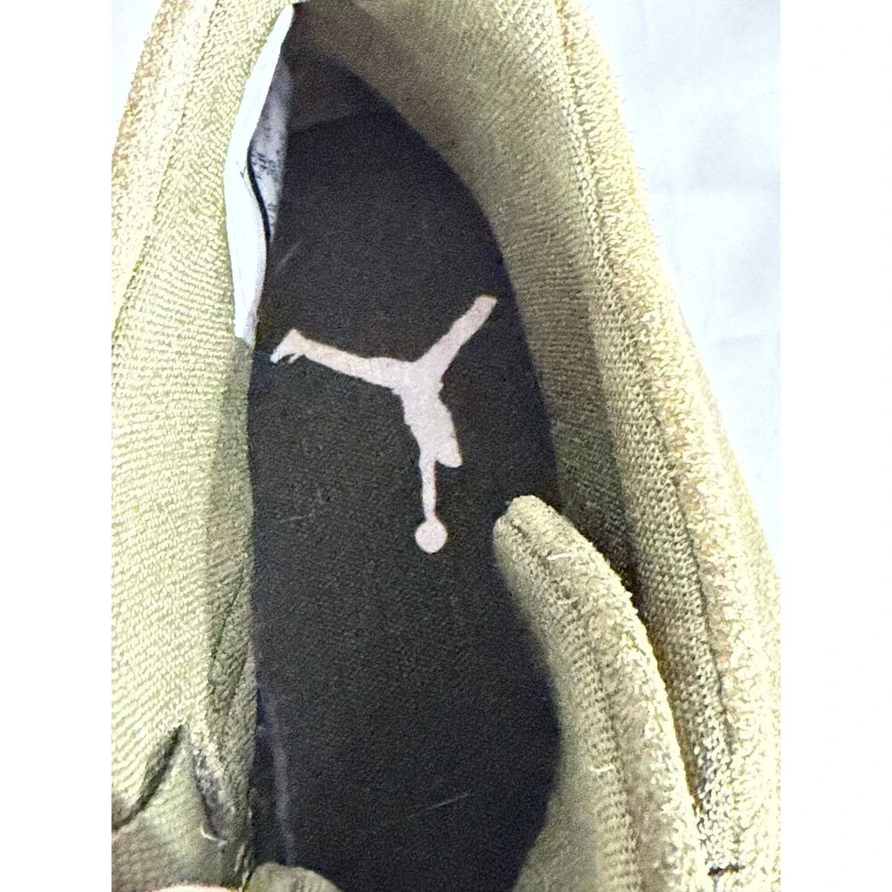 Nike Air Jordan Future Womens Size 7 Olive Canvas AR0726 300